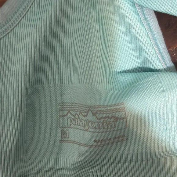Patagonia sports bra - Picture 5 of 9